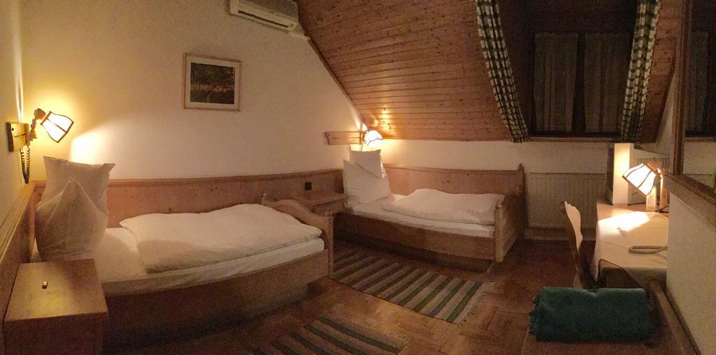 Fogado Az Oreg Preshez Hotel Mór Eksteriør billede